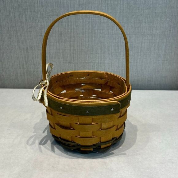 Longaberger 2001 Lucky You Shamrock Basket Plastic Liner 4 Leaf Clover Charm Bow - Picture 2 of 11